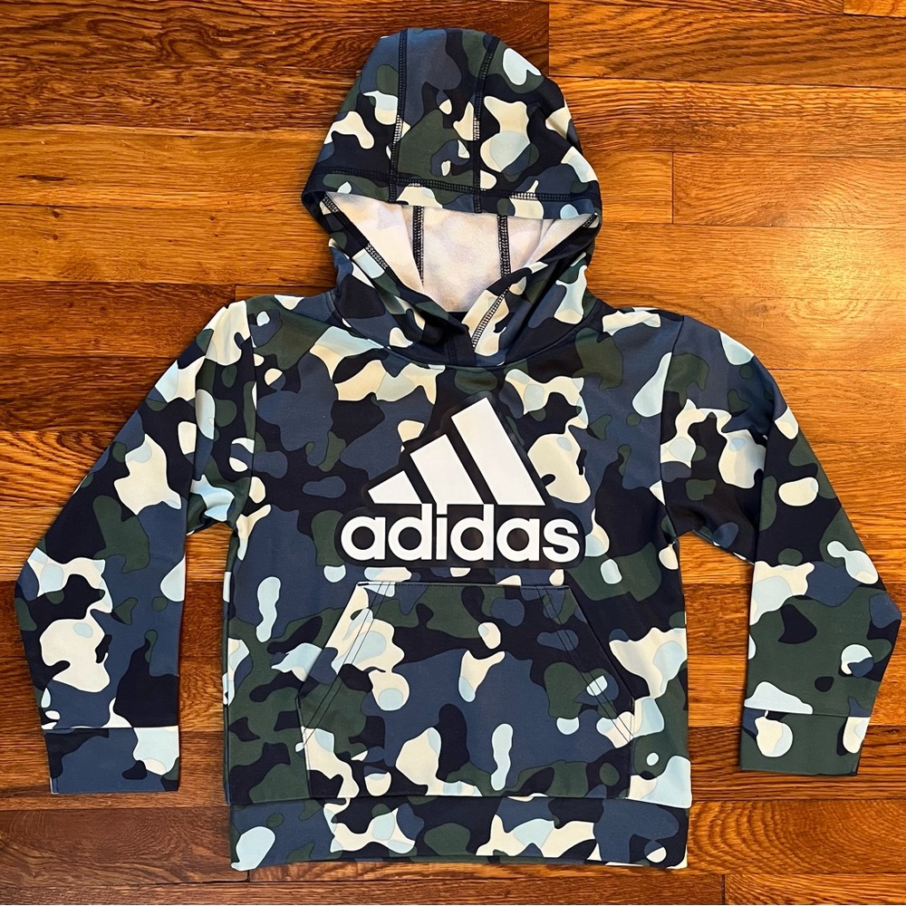 NWOT Adidas Blue Camo Pullover Hoodie Sweatshirt Boys Regular Fit Size 5